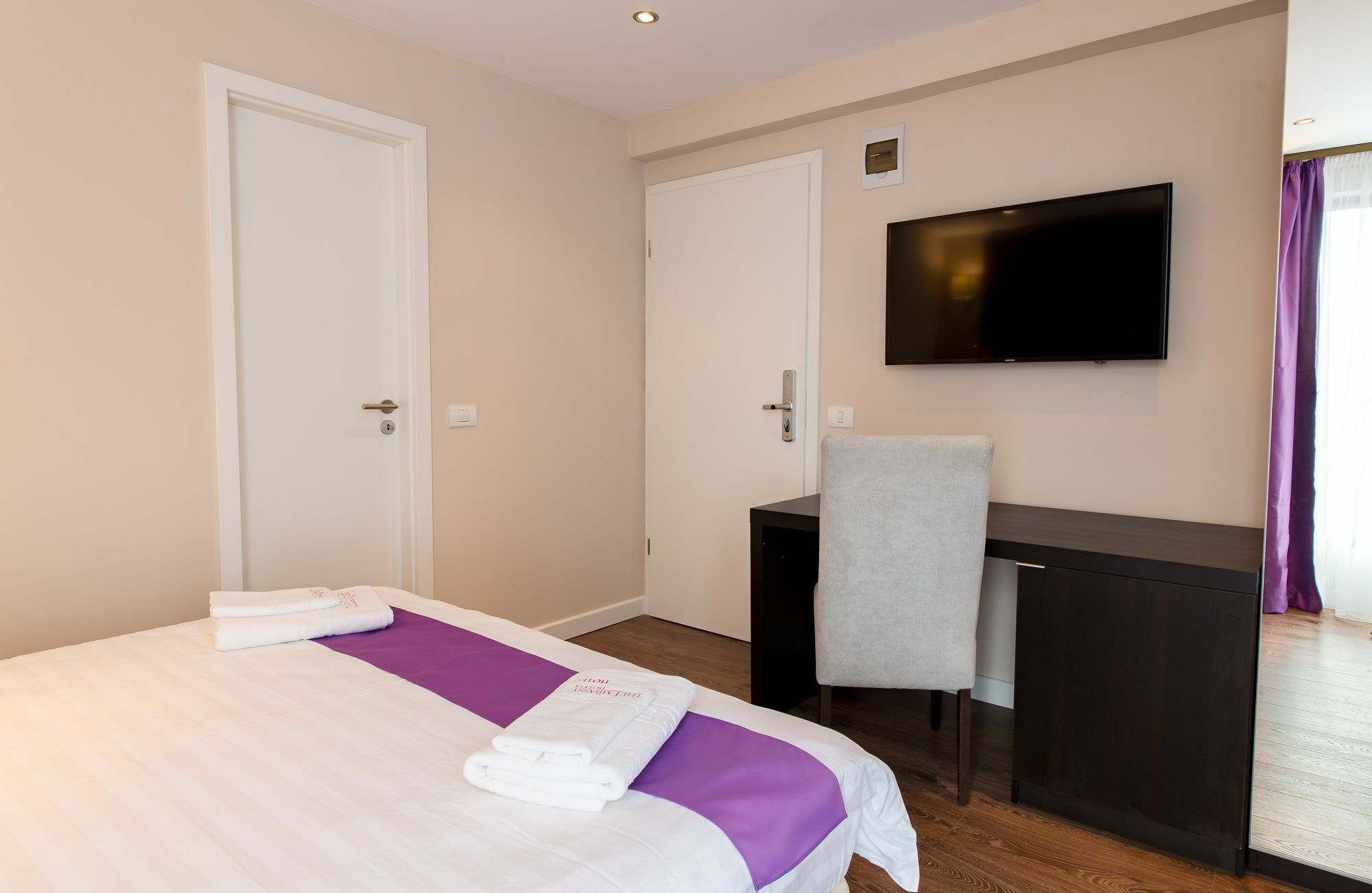 The Embassy Nord Hotell Bucureşti Eksteriør bilde